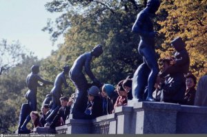 Гранитная терраса в Екатерининском парке